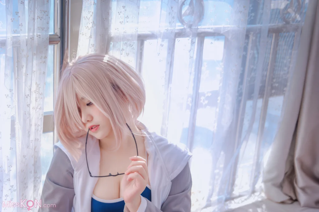 Coser@阿半今天很开心: 玛修同人体操服 (20 photos) – Page 2