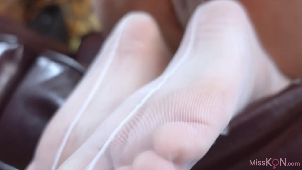 咕咕: 老虎菜原创内部SVIP 清纯美女第二弹 (71 photos + 2 videos) – Page 2