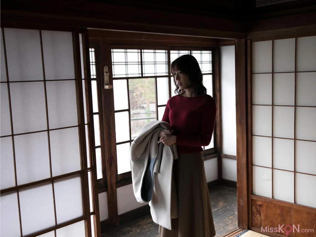 [JP] Manaka Matsuyama (松山まなか): 週刊ポストデジタル写真集 『鍛え抜かれたヘアヌード』 (38 photos)