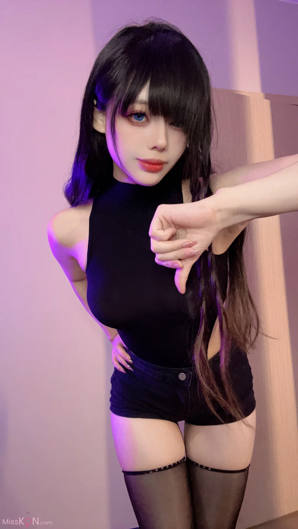 Coser@九言: 黑丝紧身衣 (22 photos + 6 videos)