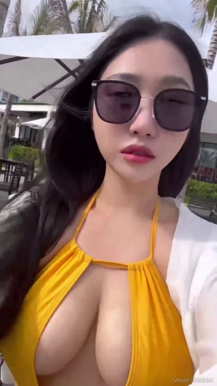chaessol_(채솔): 영상 29개 라이키 영상 포함 (83 photos + 29 videos)