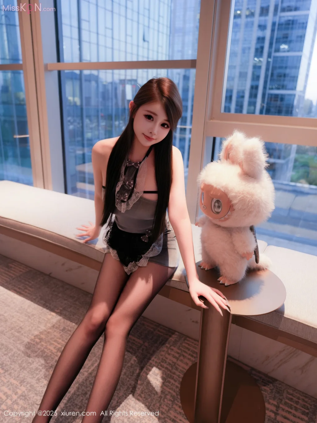 XIUREN No.10884: 甜妮 (61 photos)