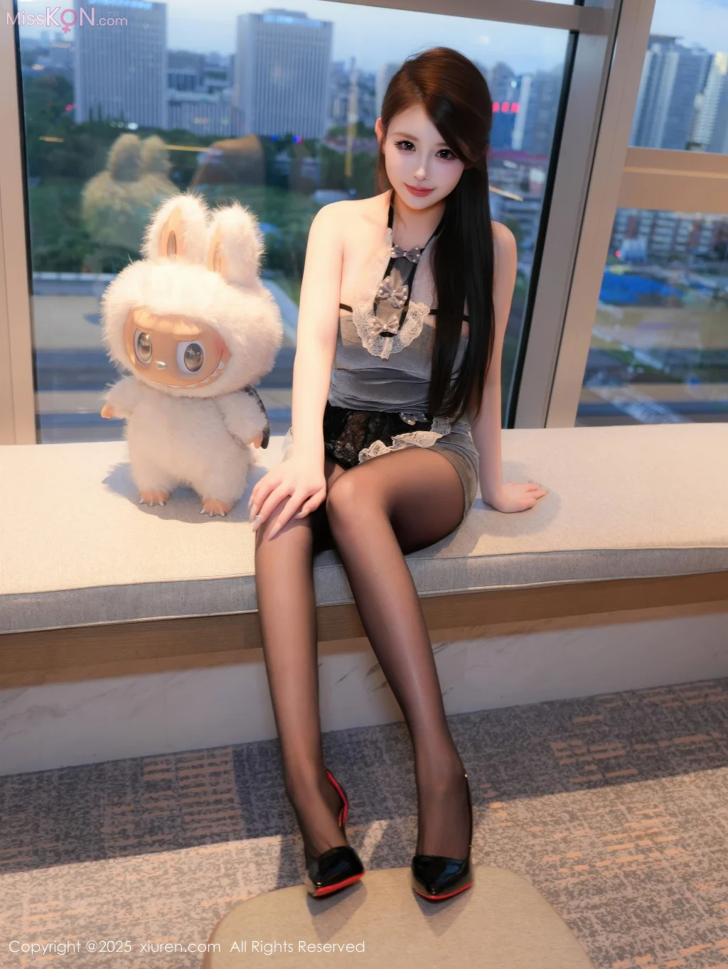 XIUREN No.10884: 甜妮 (61 photos)