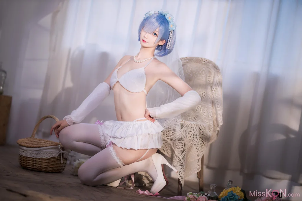 Coser@封疆疆v: 蕾姆花嫁 (26 photos)