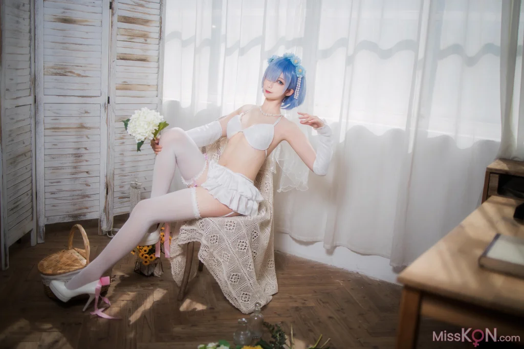 Coser@封疆疆v: 蕾姆花嫁 (26 photos)