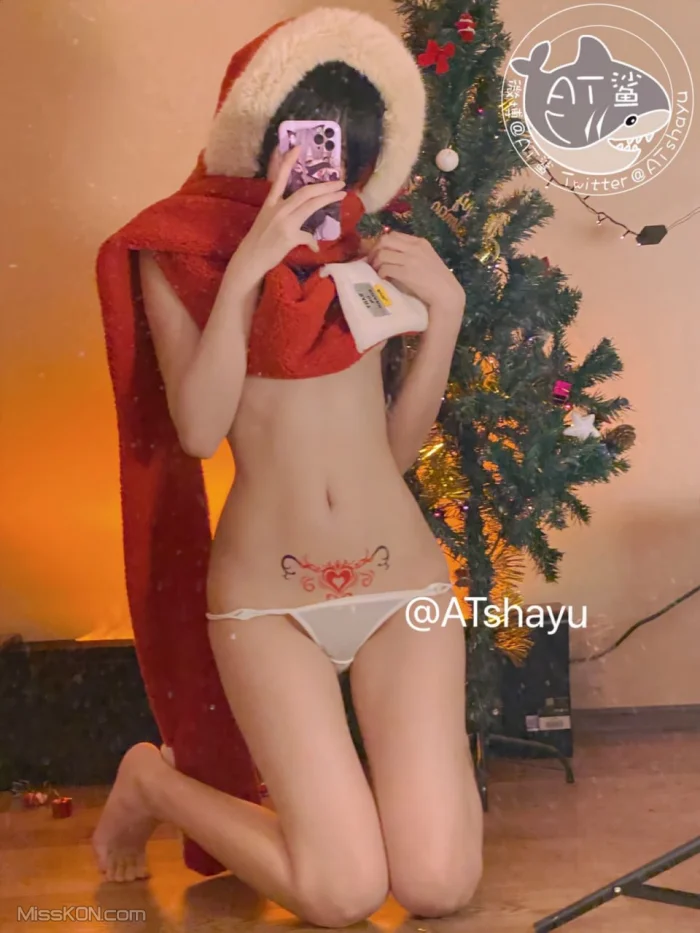Coser@AT鲨: 跨年限定 (30 photos)