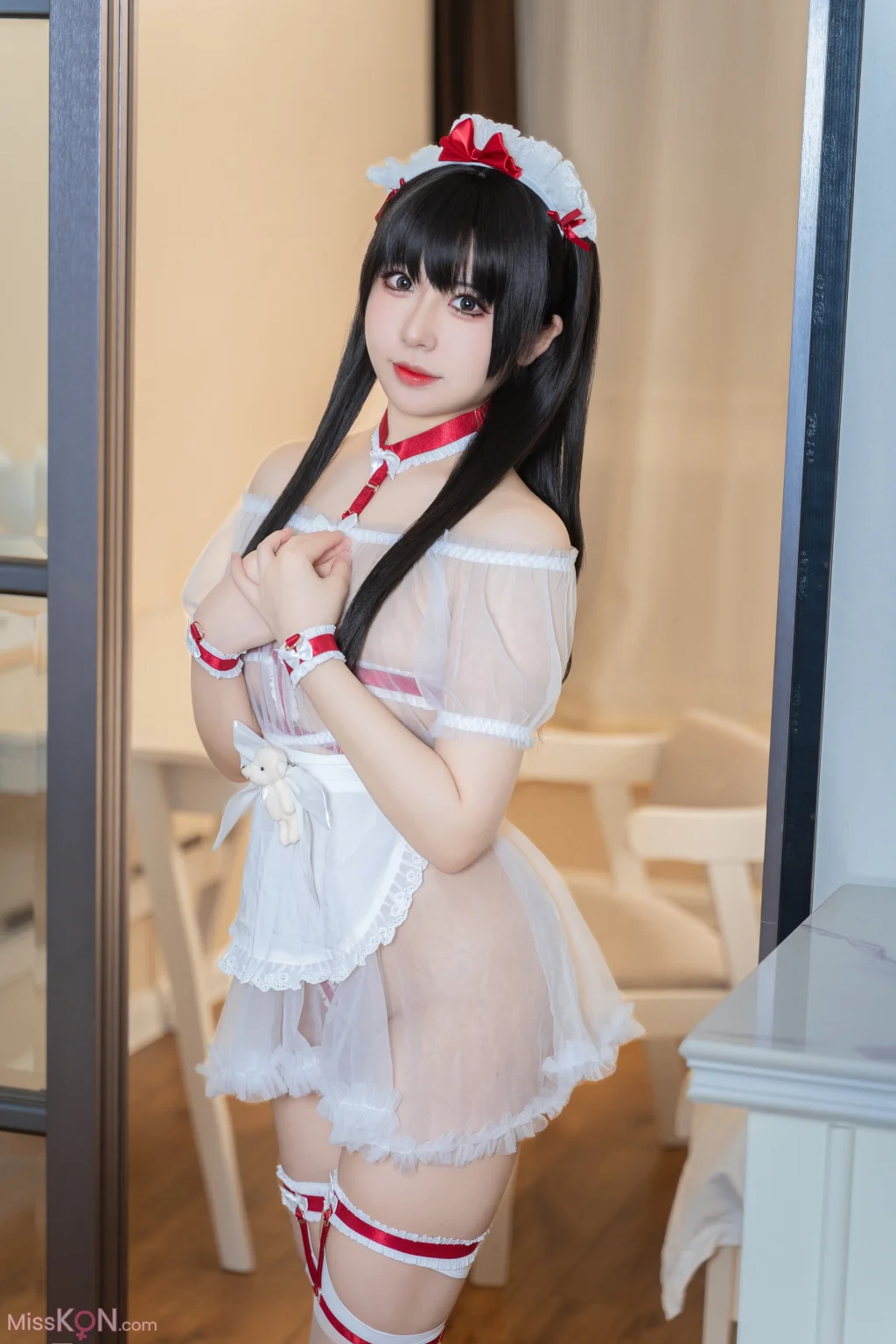 Coser@虎森森: 熊熊女仆 (50 photos)