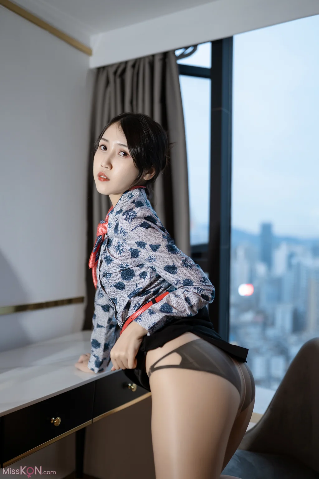 Coser@不呆猫: 东航空姐制服 (66 photos + 1 video)
