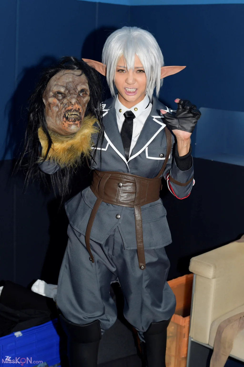 [JP] Rei Mizuna (みづなれい) & Claire Hasumi: [ZIZG-013TC] Elf Female Officer Trapped in a Trap 虜囚市場 -罠に嵌められたエルフの女将校- みづなれい デジタル写真集 (56 photos)