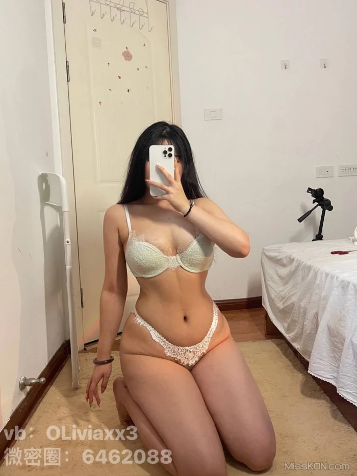 Oliviaxx: 微密圈健身丰满肥臀女神 微密圈 合集 (1314 photos + 41 videos)