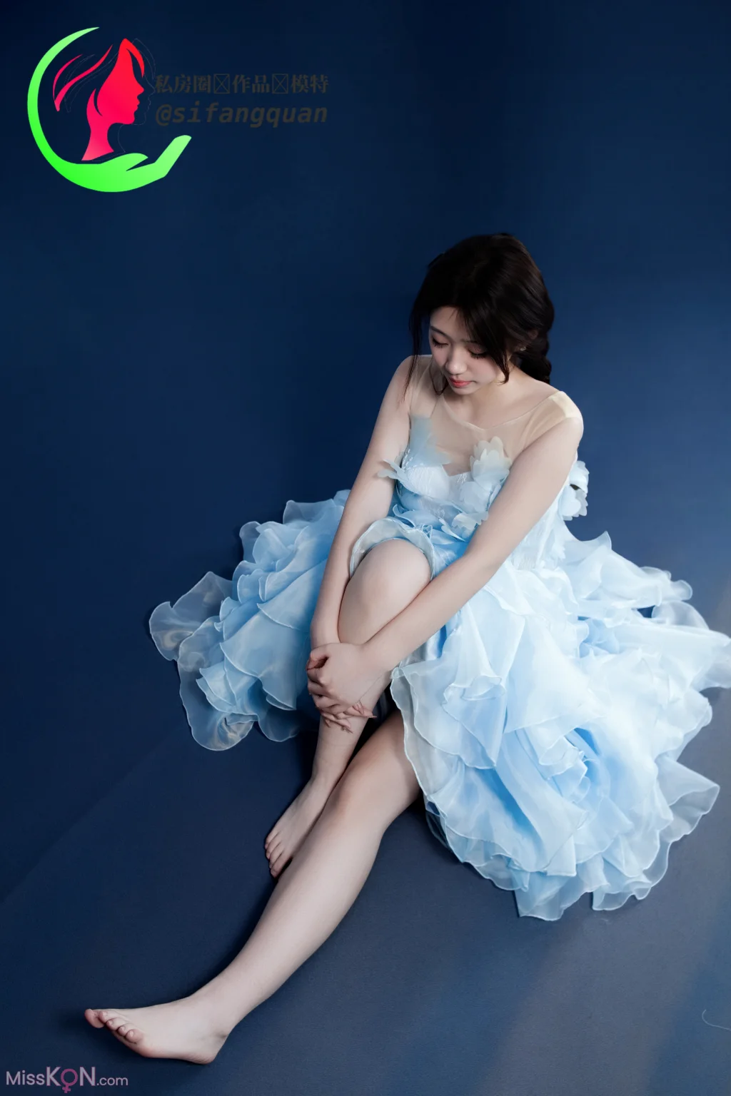 [Private Photoshoot] 大一学妹公主裙与青花瓷 全尺度私拍 (132 photos) – Page 2