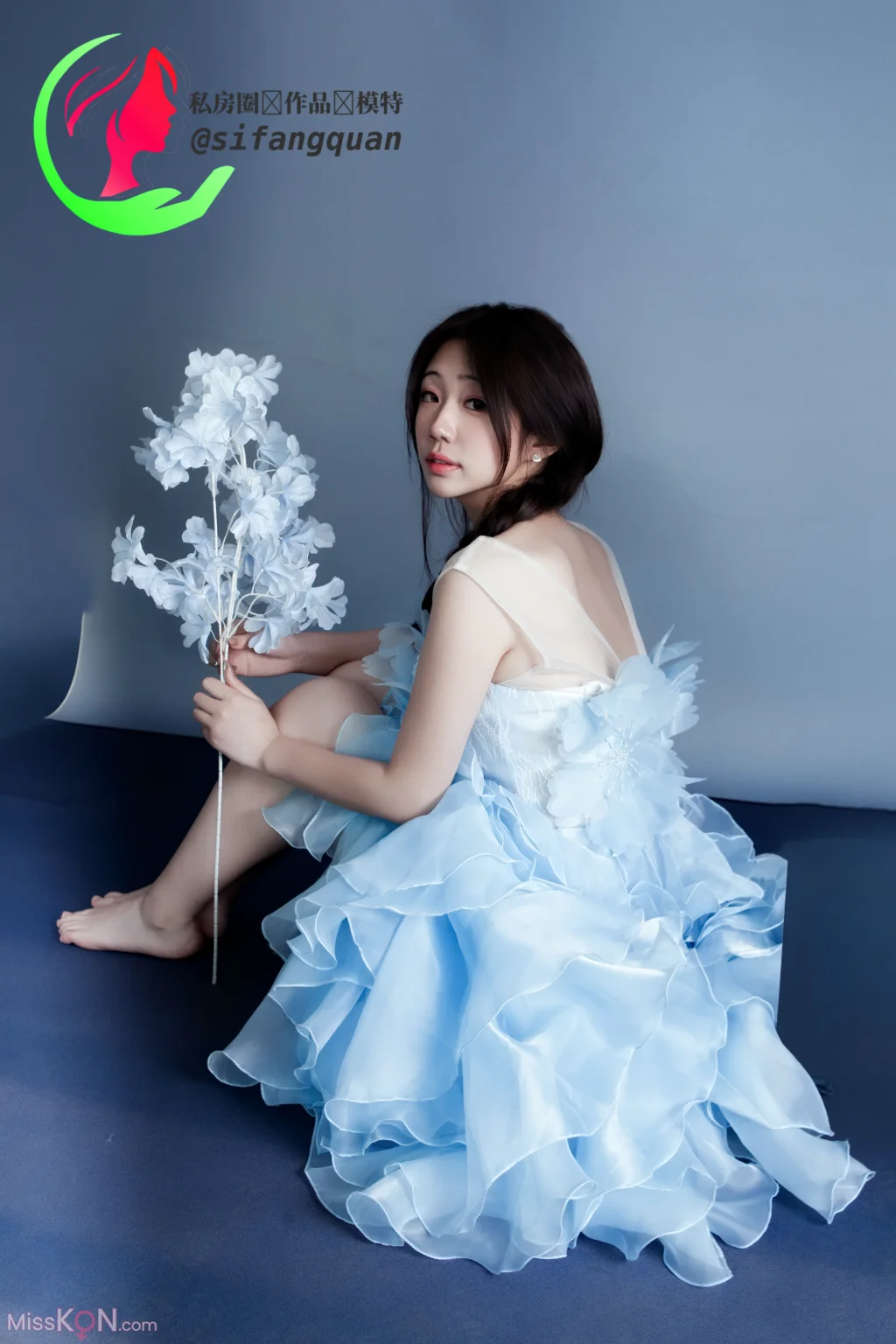 [Private Photoshoot] 大一学妹公主裙与青花瓷 全尺度私拍 (132 photos) – Page 2