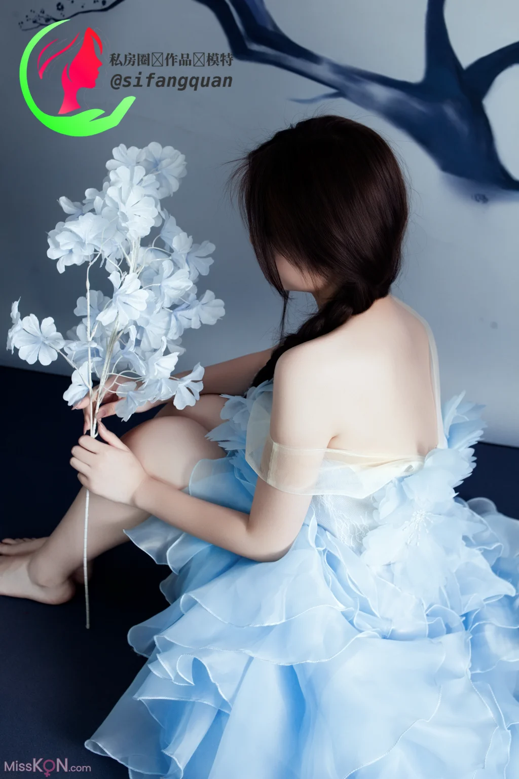 [Private Photoshoot] 大一学妹公主裙与青花瓷 全尺度私拍 (132 photos) – Page 2