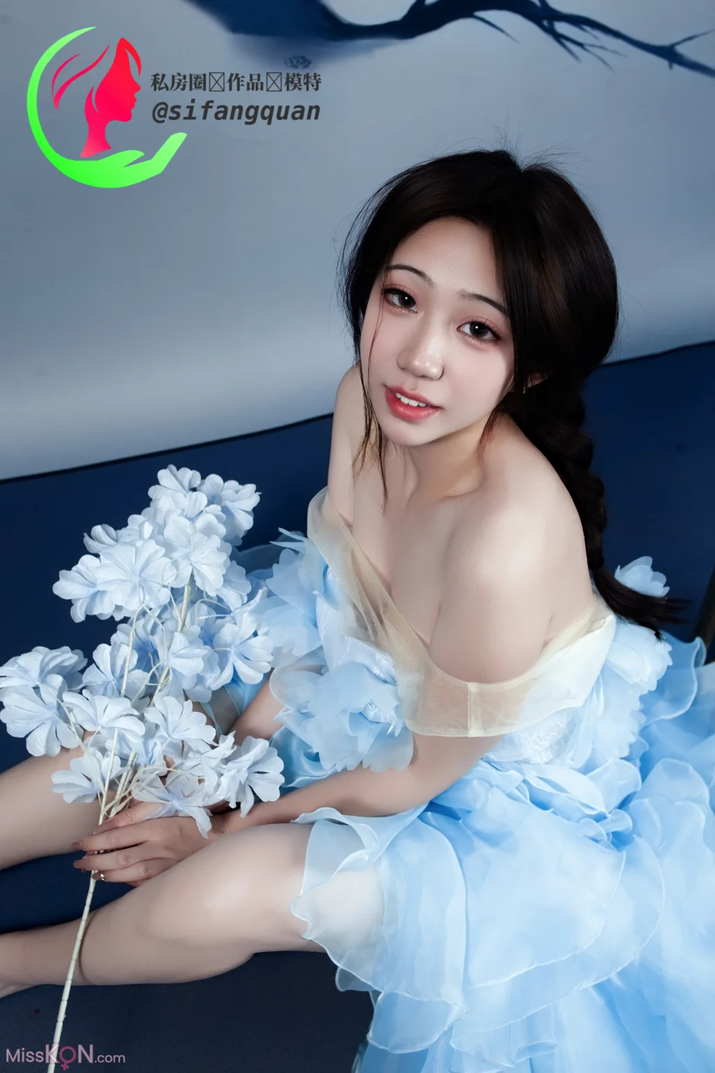 [Private Photoshoot] 大一学妹公主裙与青花瓷 全尺度私拍 (132 photos) – Page 2