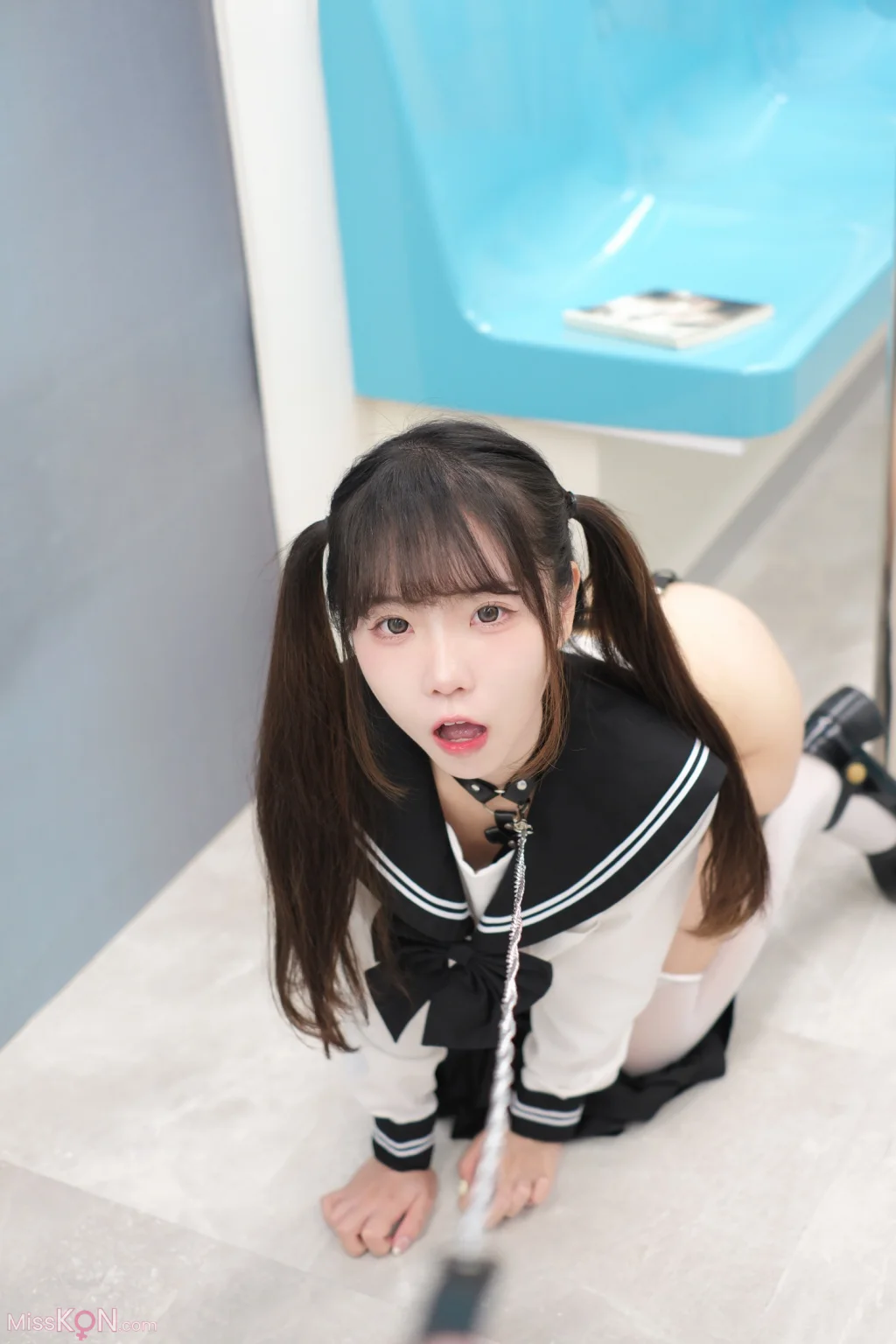 Coser@可可小白兔: 電車上の女高中生 (70 photos) – Page 2
