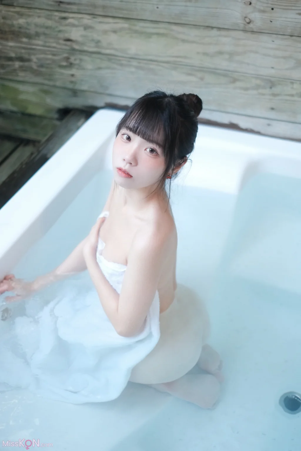 Coser@可可小白兔: 意亂情迷の溫泉之旅 (67 photos)