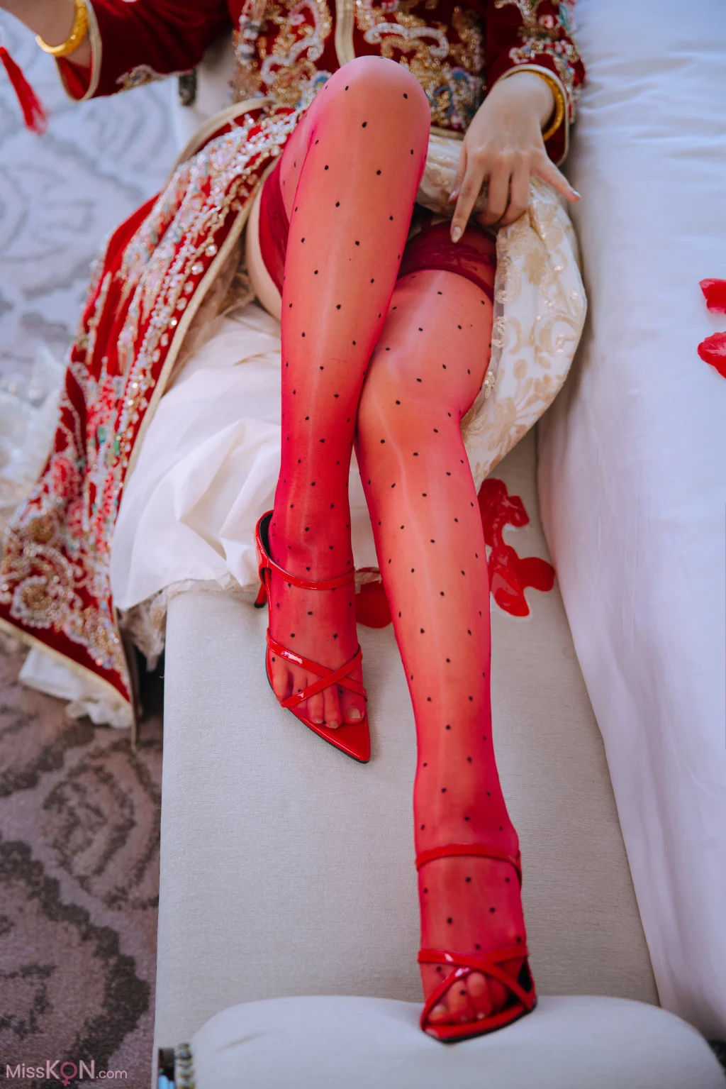 Coser@日奈娇: 洞房花烛 (190 photos + 5 videos) – Page 2