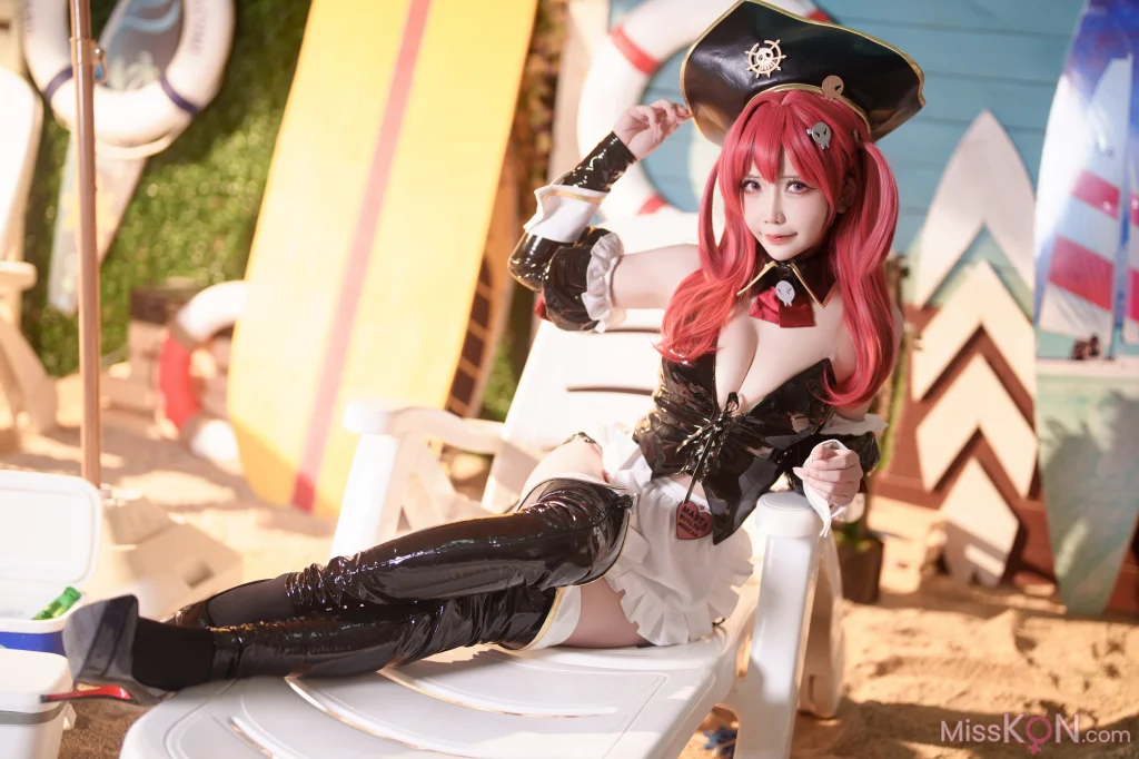 Coser@抱走莫子aa: Nikke胜利女神 米哈拉 (73 photos)