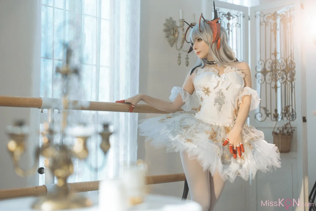 Coser@是三不是世w: 明日方舟 W 芭蕾 (27 photos)