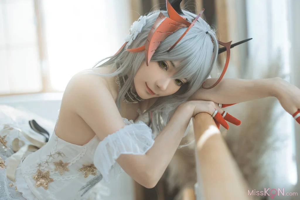 Coser@是三不是世w: 明日方舟 W 芭蕾 (27 photos)