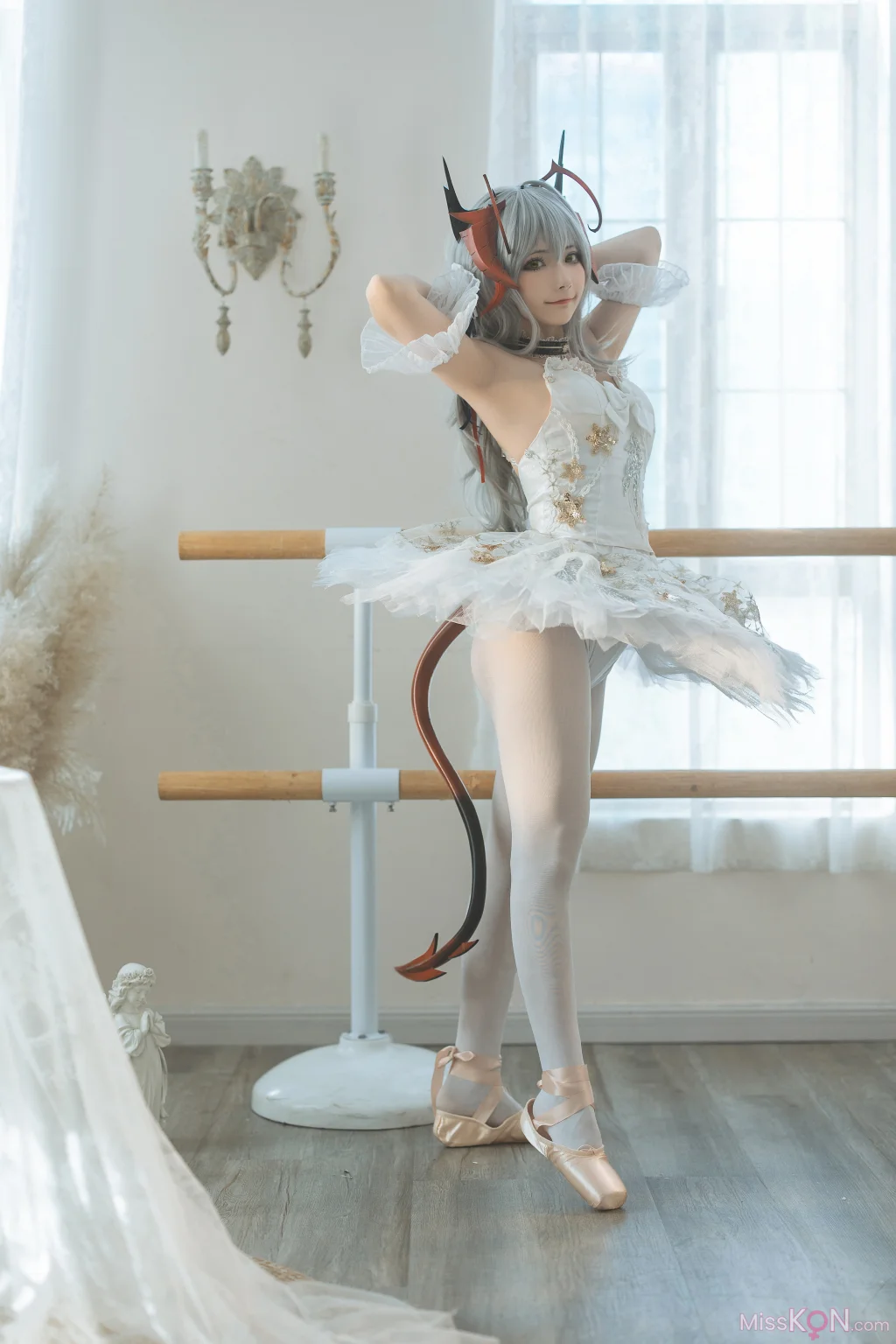 Coser@是三不是世w: 明日方舟 W 芭蕾 (27 photos) – Page 2