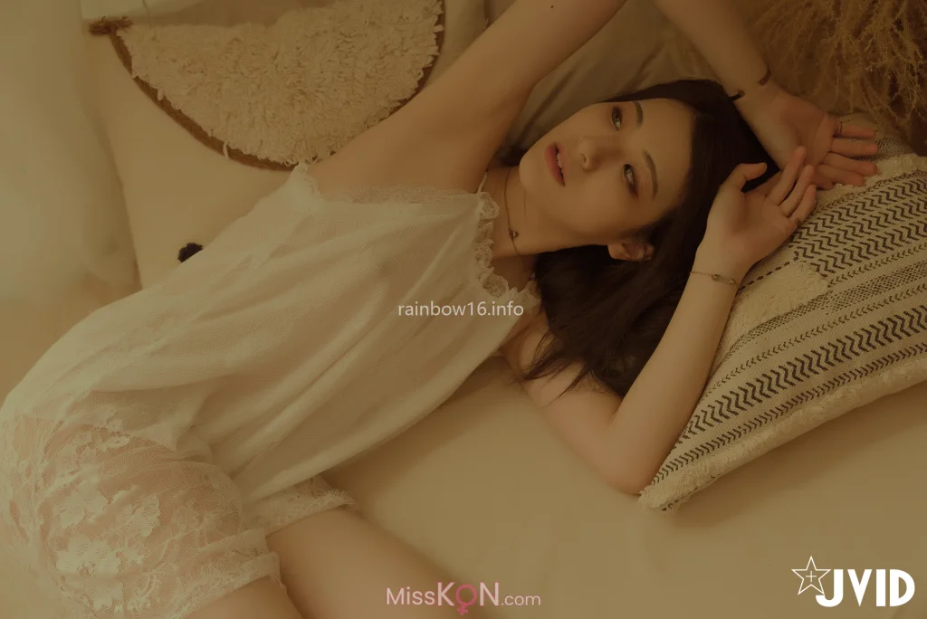 [JVID] 阿黎:『全裸露點』最初的小美好，唯美系空靈女孩-阿瓈 (116 photos)