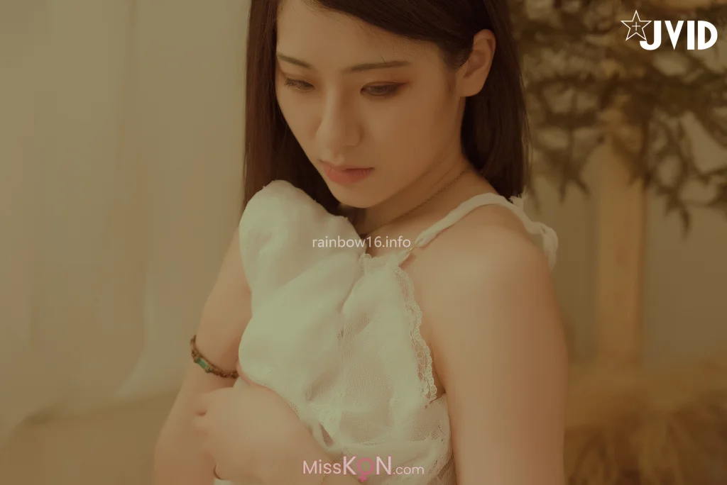 [JVID] 阿黎:『全裸露點』最初的小美好，唯美系空靈女孩-阿瓈 (116 photos) – Page 4
