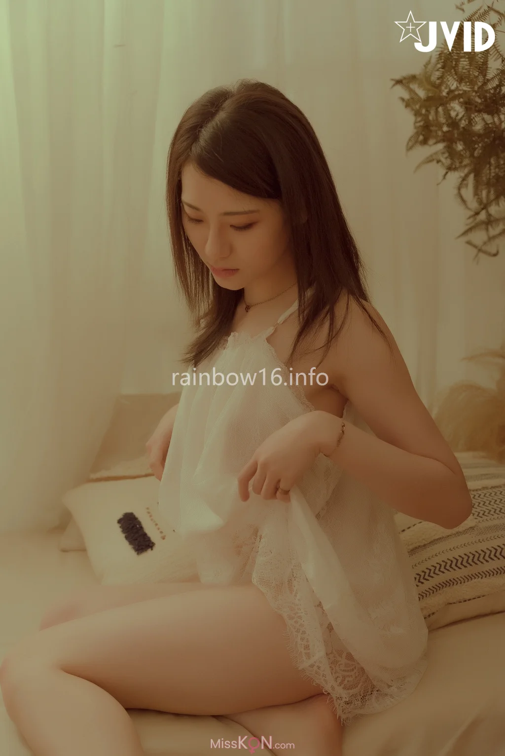 [JVID] 阿黎:『全裸露點』最初的小美好，唯美系空靈女孩-阿瓈 (116 photos) – Page 4