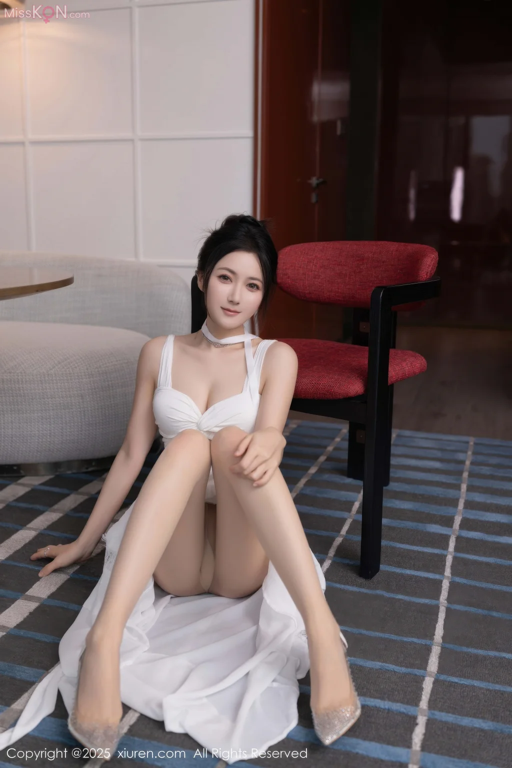 XIUREN No.10911: 鱼子酱Fish (77 photos)