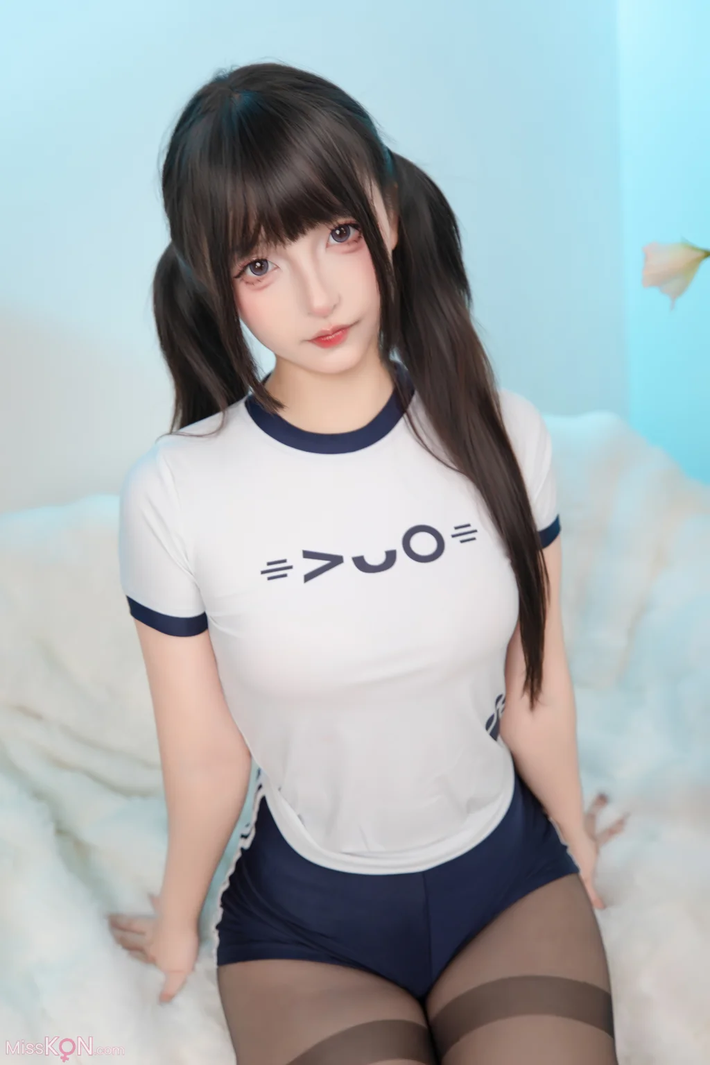 Coser@神楽坂真冬: 秘密体操服 (75 photos + 2 videos)