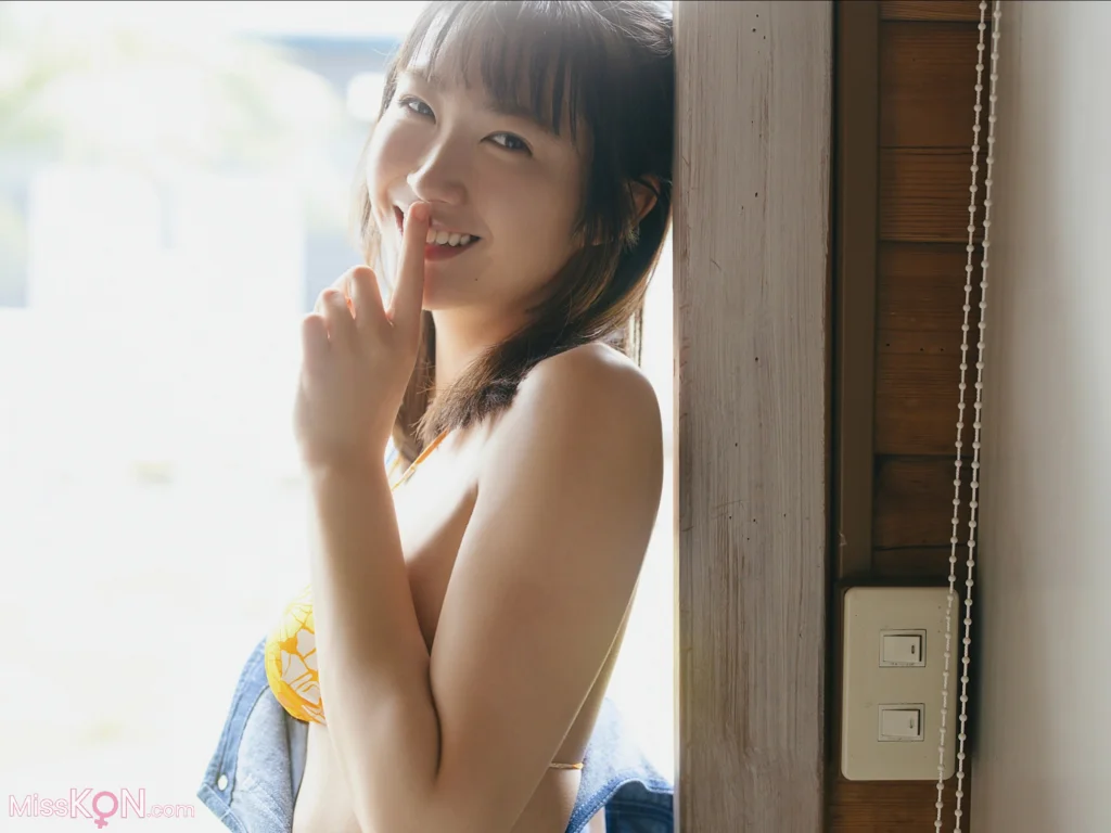 [JP] Coco (瑚々): FLASHデジタル写真集 Special One (95 photos)