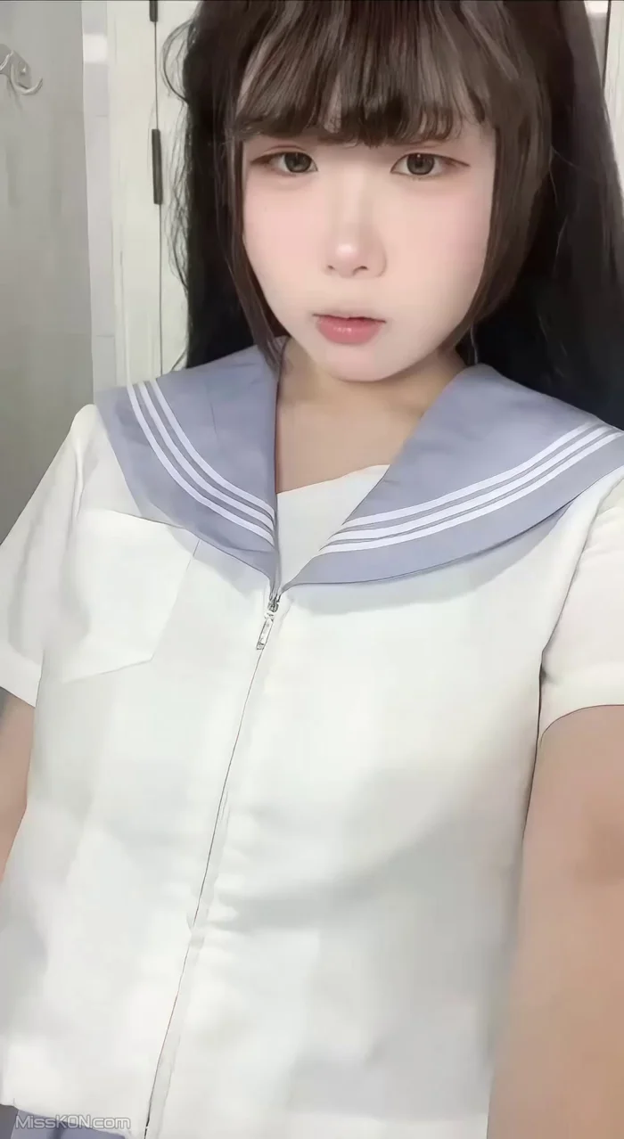 bigo喵喵: 呆萌乖乖女的另一面 (28 photos + 3 videos) – Page 2