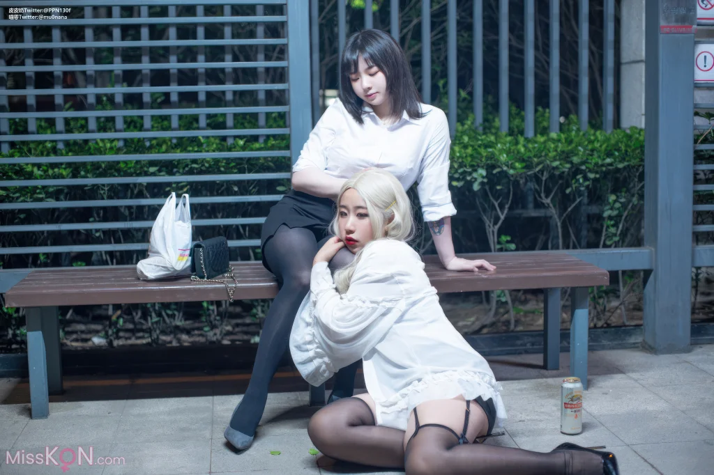 Coser@皮皮奶可可爱了啦 & 穆零Mu0: 百合OL (51 photos) – Page 2