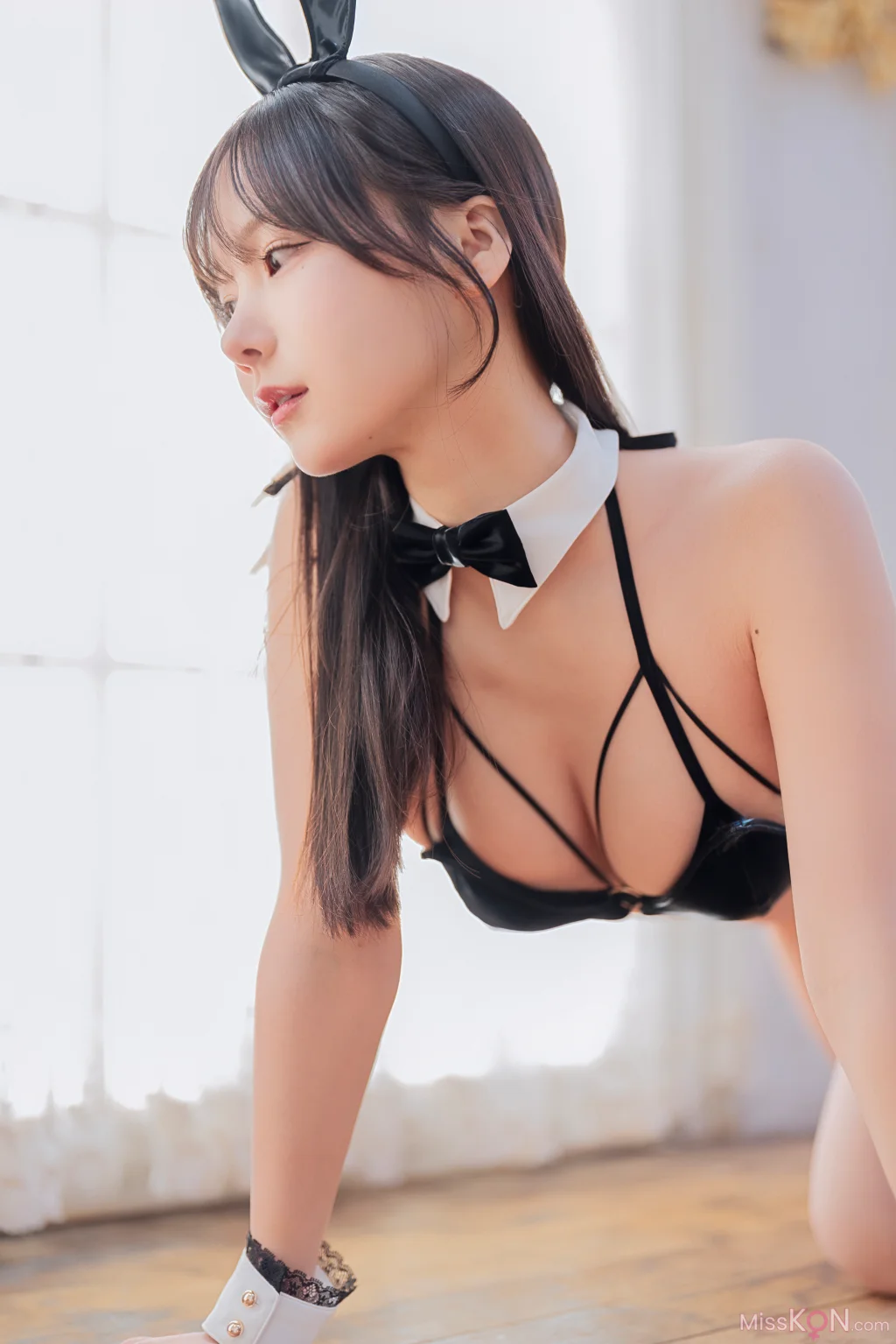 Coser@けん研 (けんけん): DL写真集 KURO Animals (72 photos)