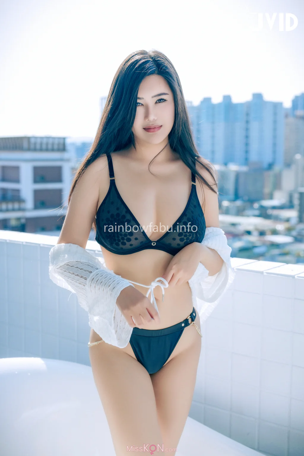 [JVID] 木木森: 剛失戀の寂寞獨居美女－脫下內衣胸猛巨乳彈出🔥寂寞的女人 需要用肉棒撫慰她的情傷 (154 photos + 1 video)