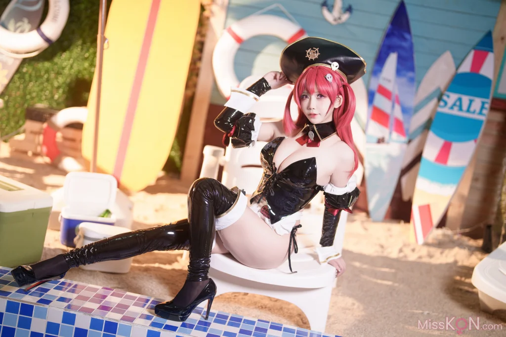 Coser@抱走莫子aa: 胜利女神：妮姬 马斯特 (18 photos + 3 videos)