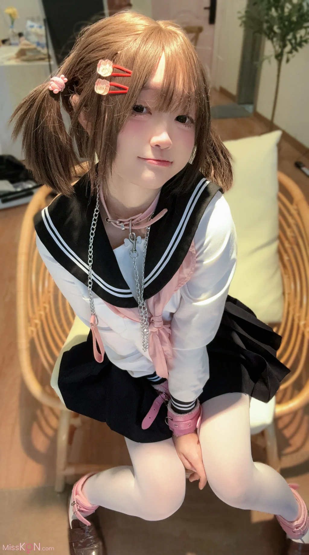 Coser@神沢永莉: 就这样圈住我吧 (66 photos + 2 videos)