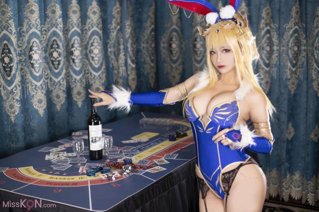 Coser@洛璃LoLiSAMA: FGO 白枪呆兔女郎 (57 photos)