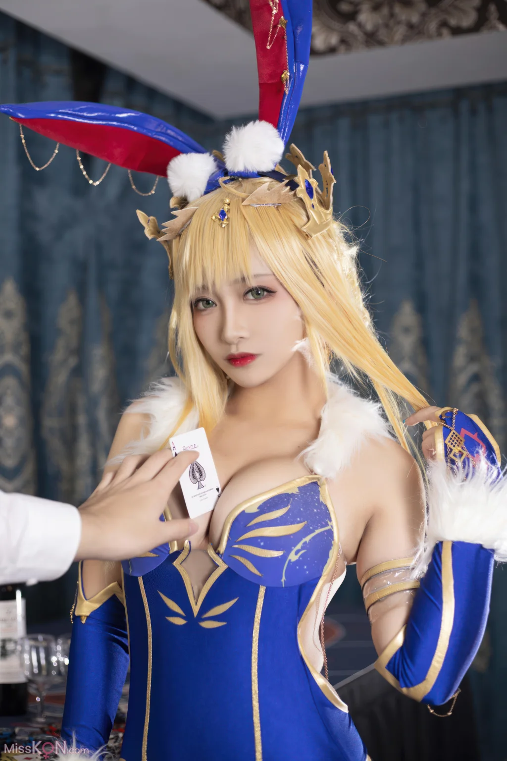 Coser@洛璃LoLiSAMA: FGO 白枪呆兔女郎 (57 photos) – Page 2