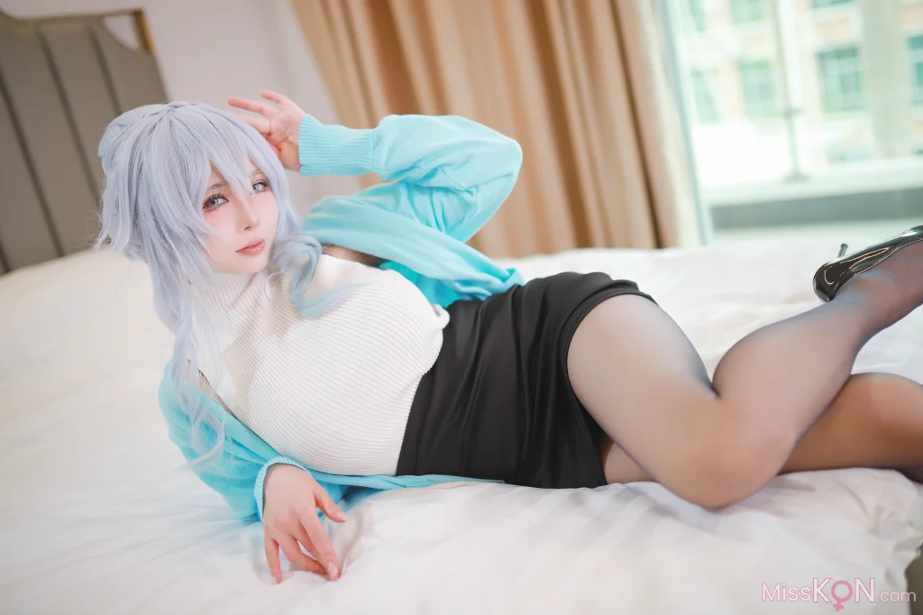Coser@上杉绘梨落: 深冬雪乃 (54 photos) – Page 2