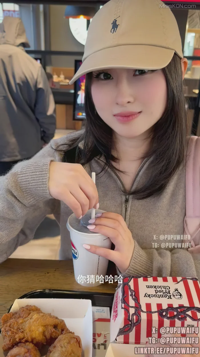 Aheyanlz(噗噗): 11-12月VIP群最新 剧情公共洗手间+剧情更衣室 (26 photos + 2 videos)