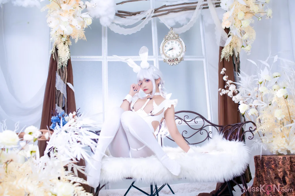 Coser@洛璃LoLiSAMA: 碧蓝航线 恶毒 白兔 (51 photos)