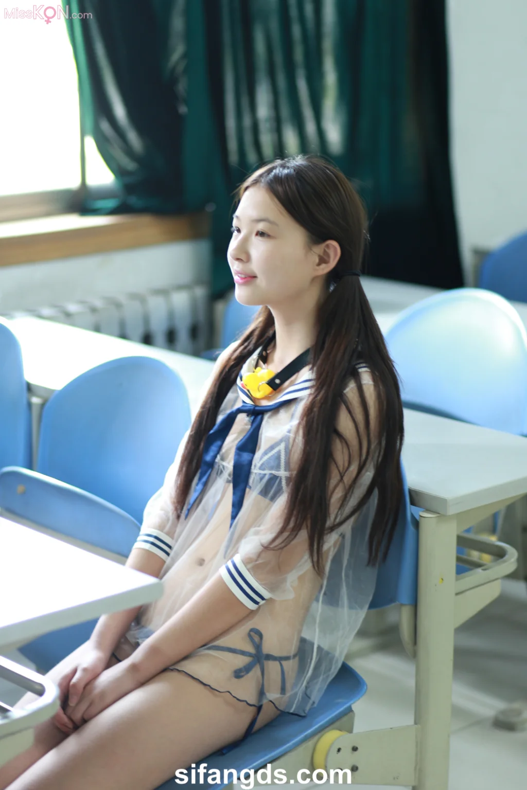 [Private Photoshoot] 小可爱: 隔壁班的那个女孩 白嫩清纯校花 全尺度私拍 (216 photos) – Page 2
