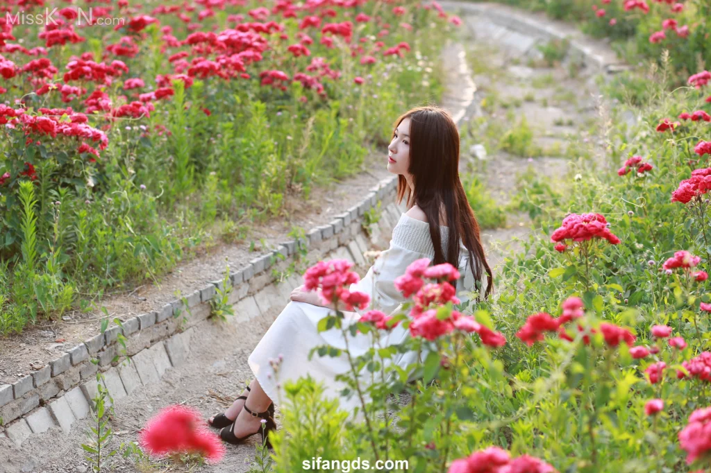 [Private Photoshoot] 小可爱: 隔壁班的那个女孩 白嫩清纯校花 全尺度私拍 (216 photos) – Page 5