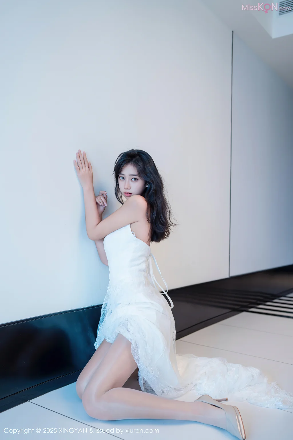 XingYan Vol.419: 时安安 (76 photos)