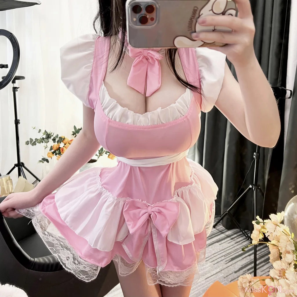 Coser@一色雨: 一点自拍 (26 photos)