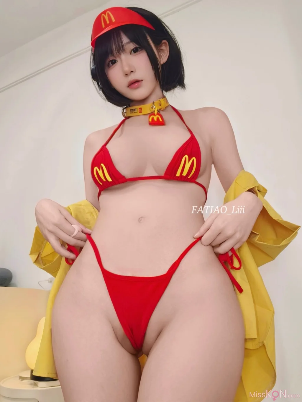 Coser@发条少女 (迷之呆梨): 汉堡堡 (20 photos + 1 video)