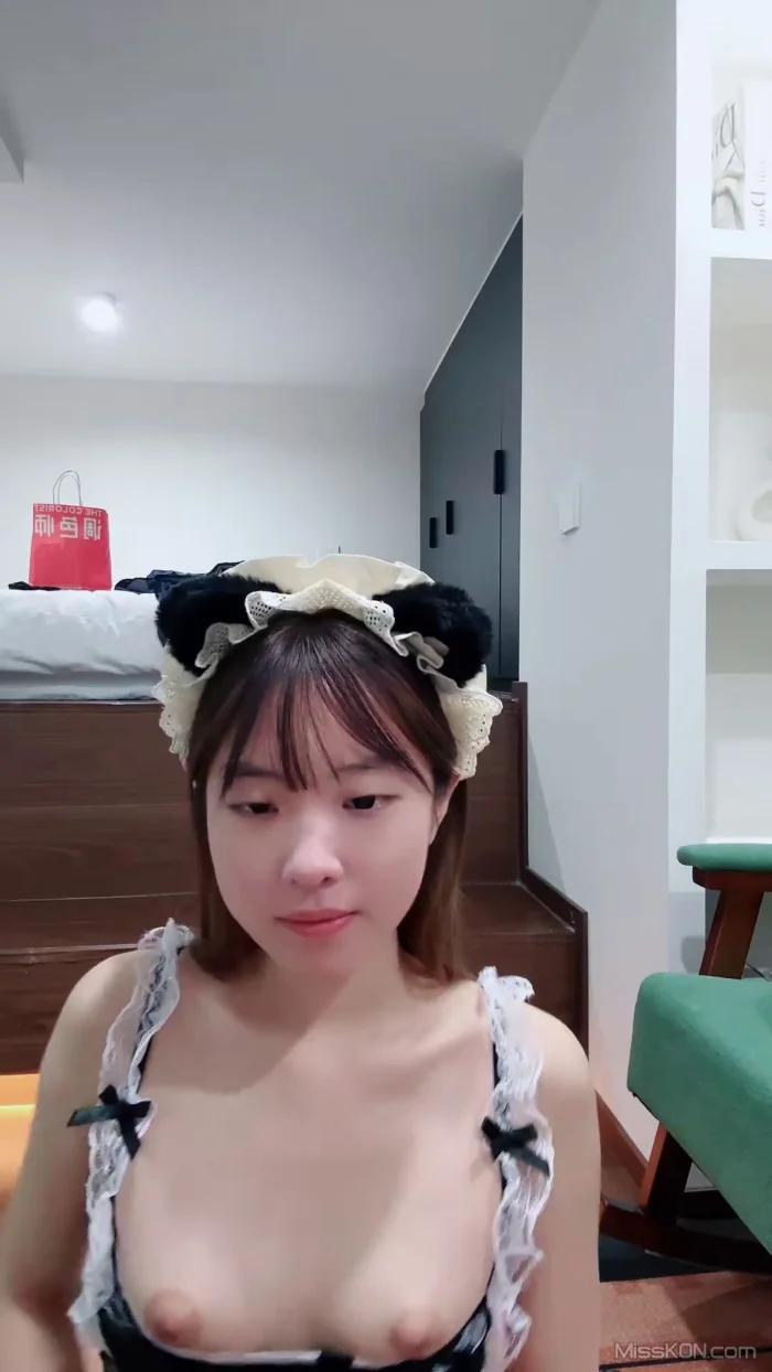 柚子: 稚嫩甜美校花 (44 photos + 5 videos) – Page 3