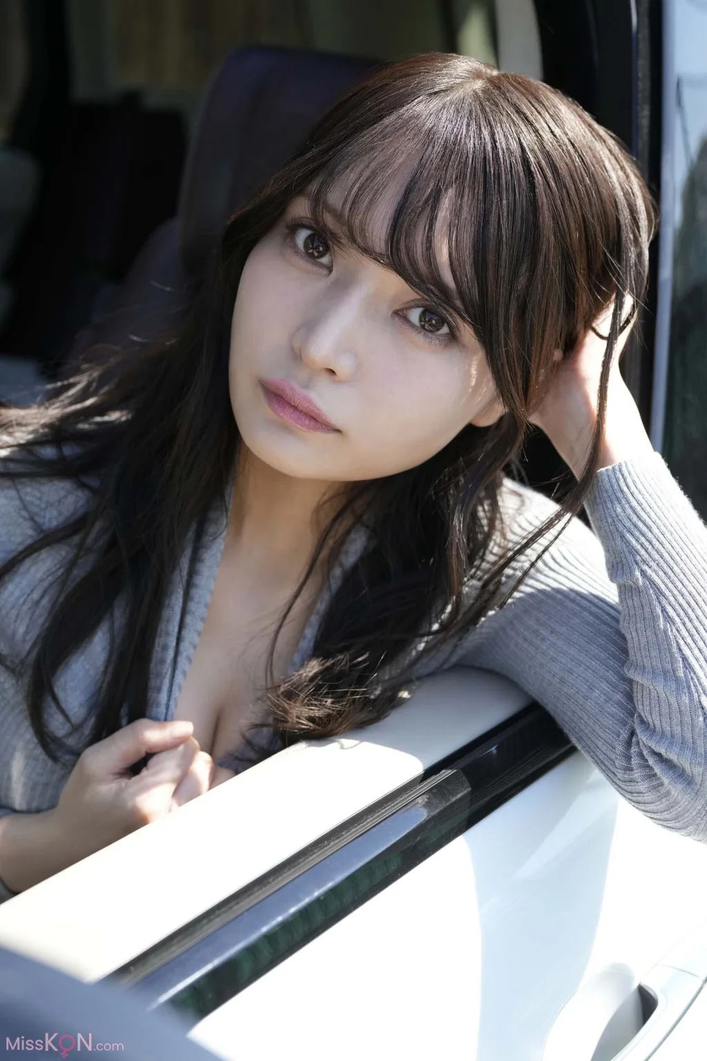 [JP] Nitori Sayaka (似鳥沙也加): デジタル写真集 秘密トリップ (デジタルブルグラ) (43 photos)