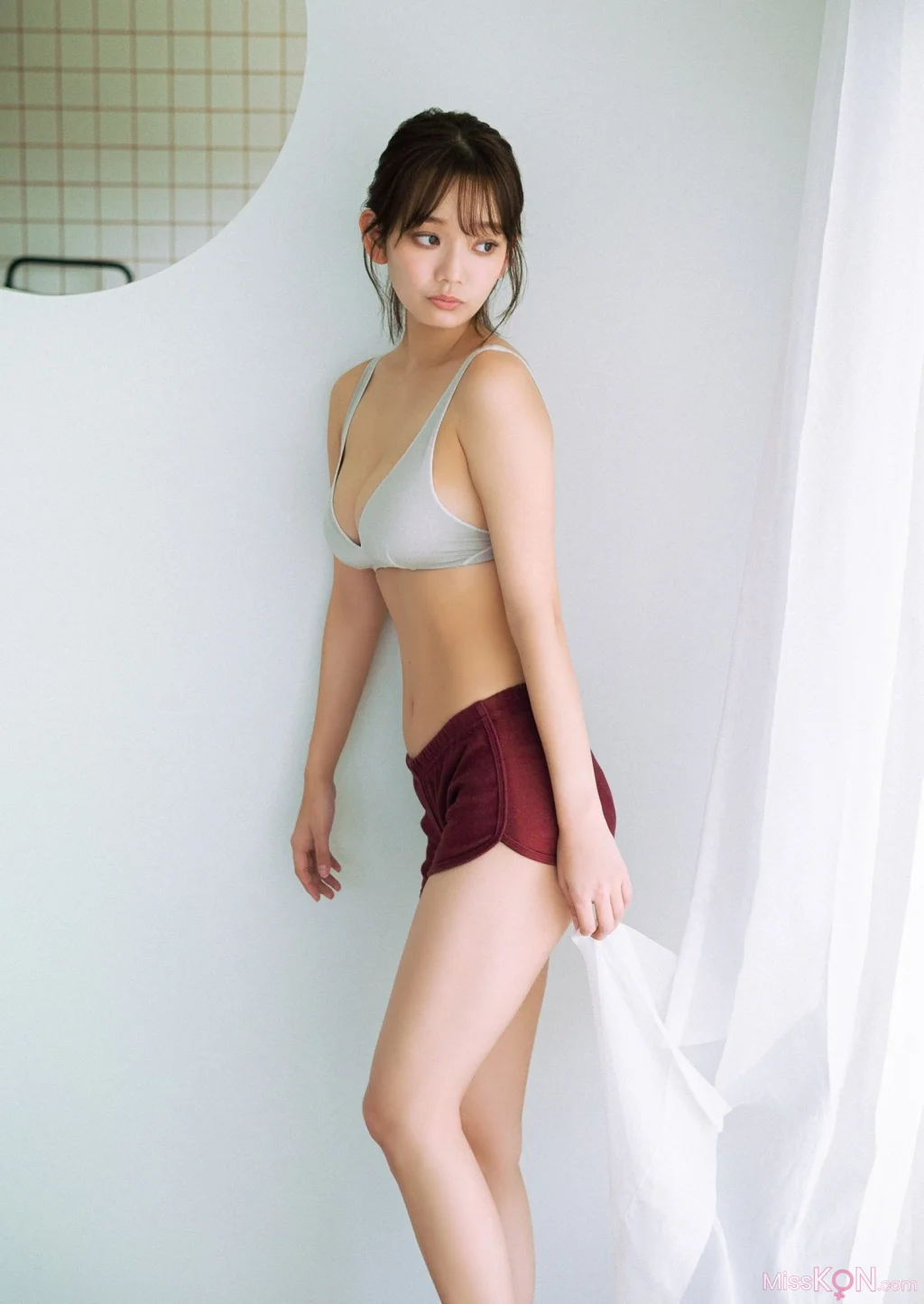 [JP] 青戸しの:【デジタル限定 YJ PHOTO BOOK】写真集「つかまえて」 (53 photos)